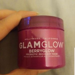 GlamGlow BerryGlow